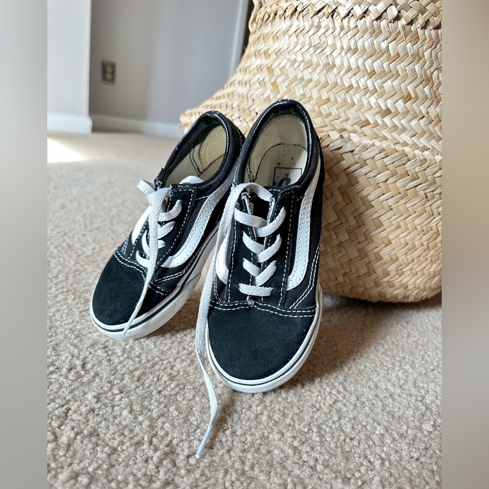 Black classic vans